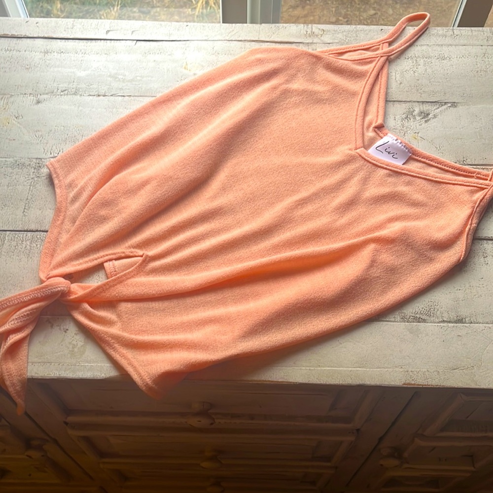 KNIT KNOTTED TOP 🍑